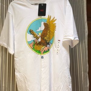 Levi’s men’s T-shirt NWT